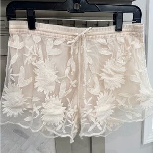 Solitaire Swim Cream Shorts